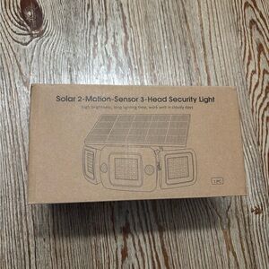 Solar Motion Sensor 3-Head Security Light - Black